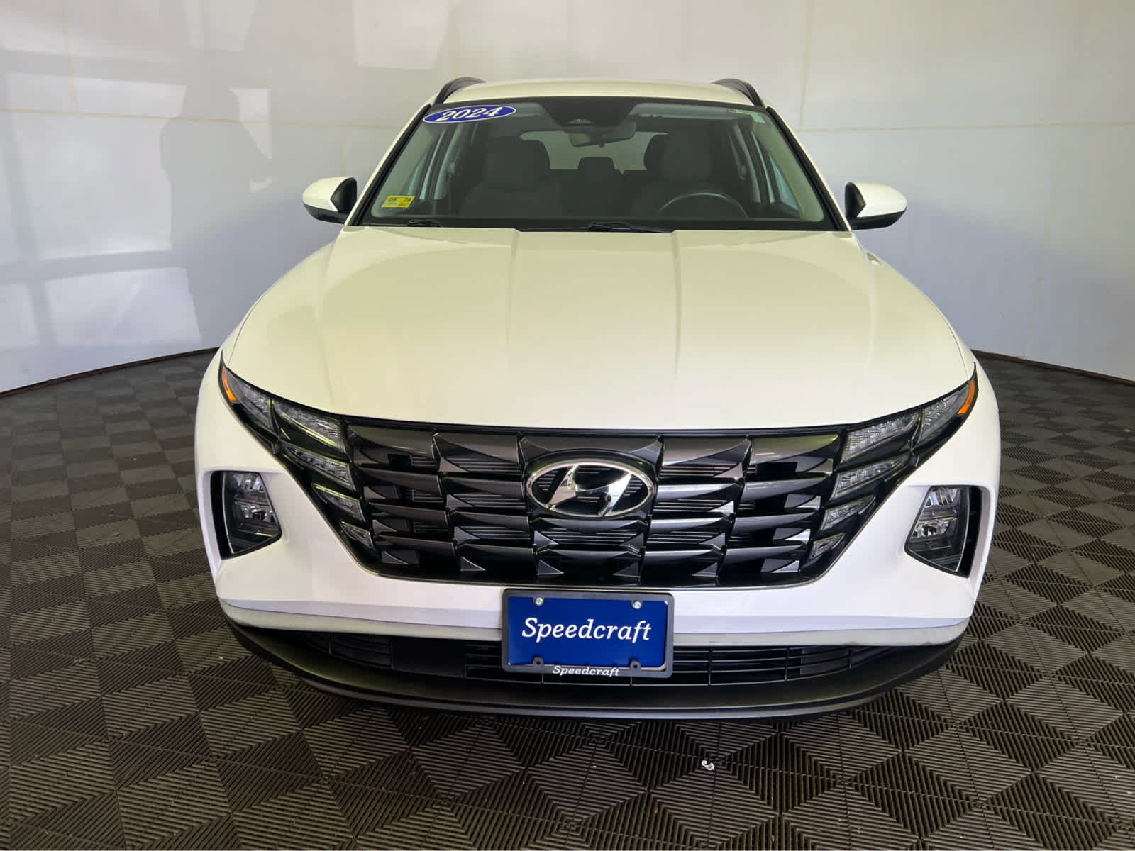 Used 2024 Hyundai Tucson SEL AWD/4WD image 2