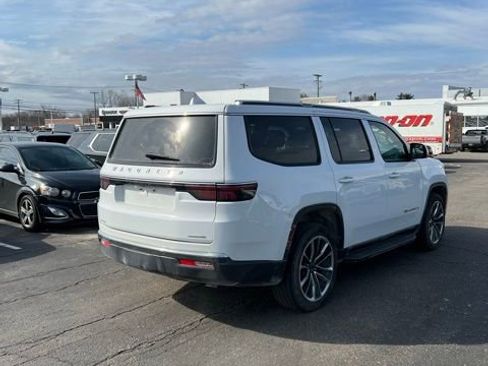 Used 2022 Jeep Wagoneer Series II w/ Premium Group I image 5