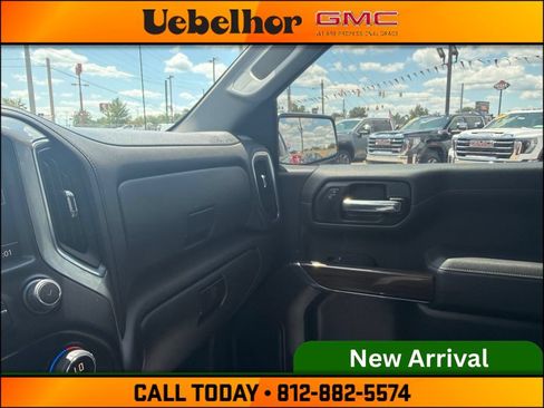 Used 2019 Chevrolet Silverado 1500 LT w/ All-Star Edition AWD/4WD image 31