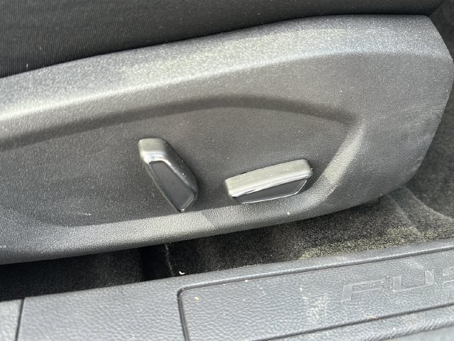 Used 2016 Ford Fusion SE FWD image 23