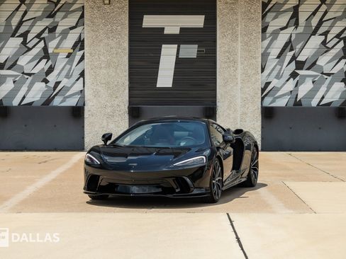 Used 2025 McLaren GTS RWD image 5