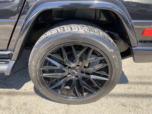 Used 2012 Mercedes-Benz G 550 image 14