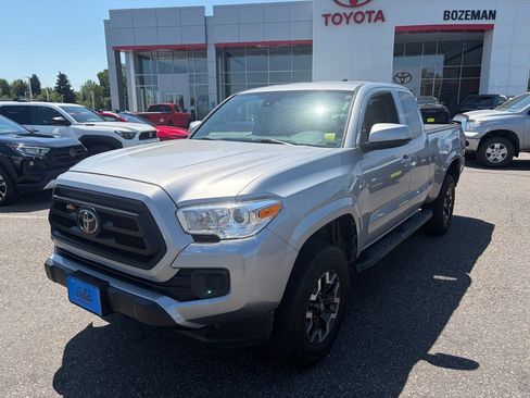 Used 2021 Toyota Tacoma SR RWD image 1