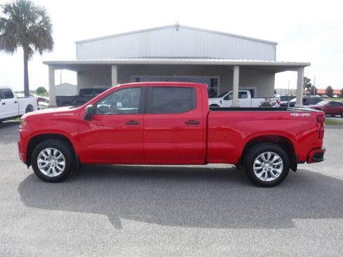 Used 2020 Chevrolet Silverado 1500 Custom w/ Custom Convenience Package AWD/4WD image 1