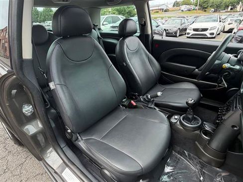 Used 2006 MINI Cooper Hardtop FWD image 15