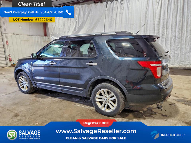 Used 2014 Ford Explorer XLT w/ Equipment Group 202A AWD/4WD image 3
