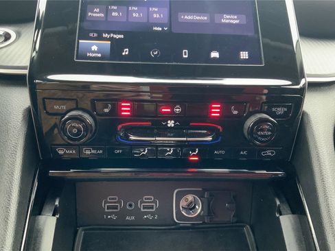 Used 2023 Jeep Grand Cherokee L Laredo w/ Luxury Tech Group I AWD/4WD image 34
