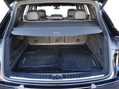Used 2019 Porsche Cayenne S image 23