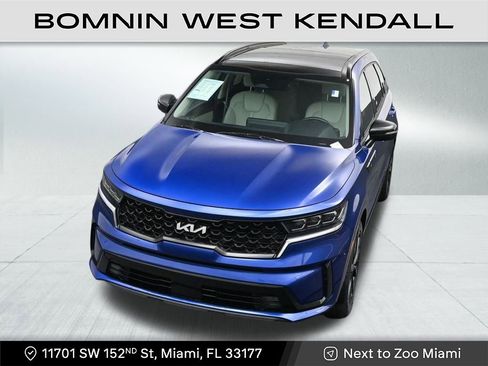 Used 2023 Kia Sorento SX image 19