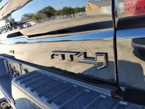 New 2026 GMC Sierra 1500 AT4 w/ Technology Package AWD/4WD image 9