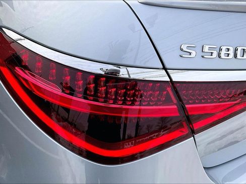 Used 2026 Mercedes-Benz S 580 S 580 image 24