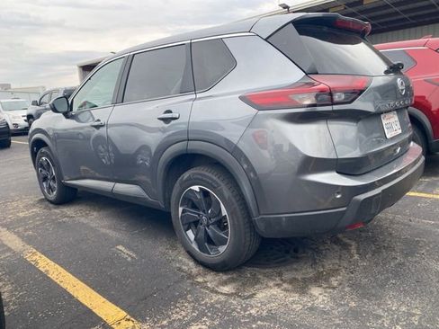 Used 2025 Nissan Rogue SV image 13