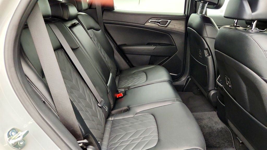Used 2025 Kia Sportage X-Line w/ Premium Package AWD/4WD image 23