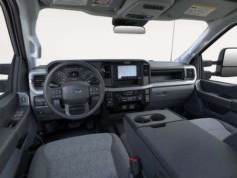 New 2026 Ford F550 4x4 Crew Cab image 9