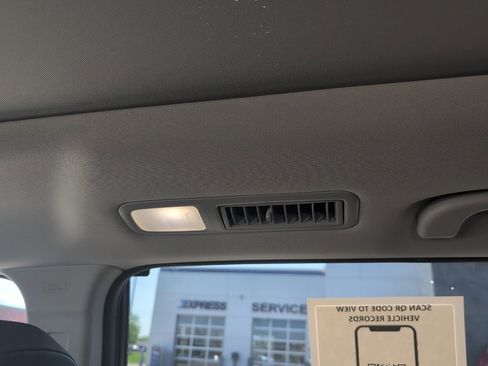 Used 2025 Subaru Ascent Bronze Edition w/ Popular Package #2 image 59