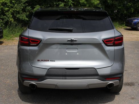 Used 2024 Chevrolet Blazer LT w/ Redline Edition AWD/4WD image 6