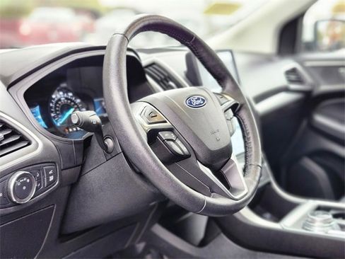 Certified 2022 Ford Edge SEL w/ Convenience Package image 20