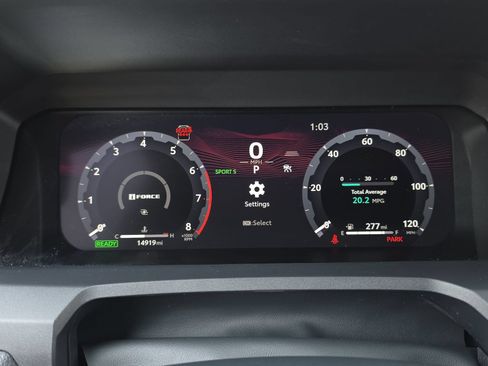 Used 2025 Toyota 4Runner Limited AWD/4WD image 19