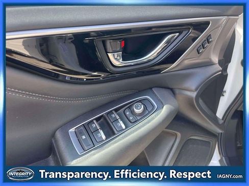 Used 2023 Subaru Outback Limited image 17