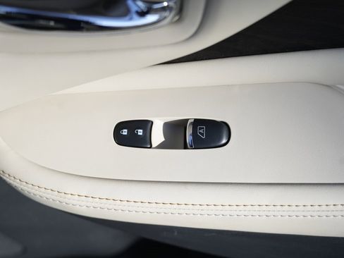 Used 2021 Nissan Murano Platinum w/ Cargo Package image 38