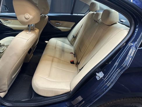 Used 2017 BMW 320i xDrive Sedan image 21