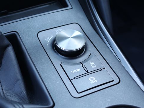 Used 2022 Lexus IS 300 image 27