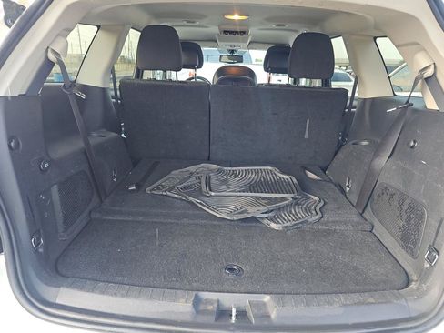 Used 2016 Dodge Journey SE w/ Flexible Seating Group FWD image 14
