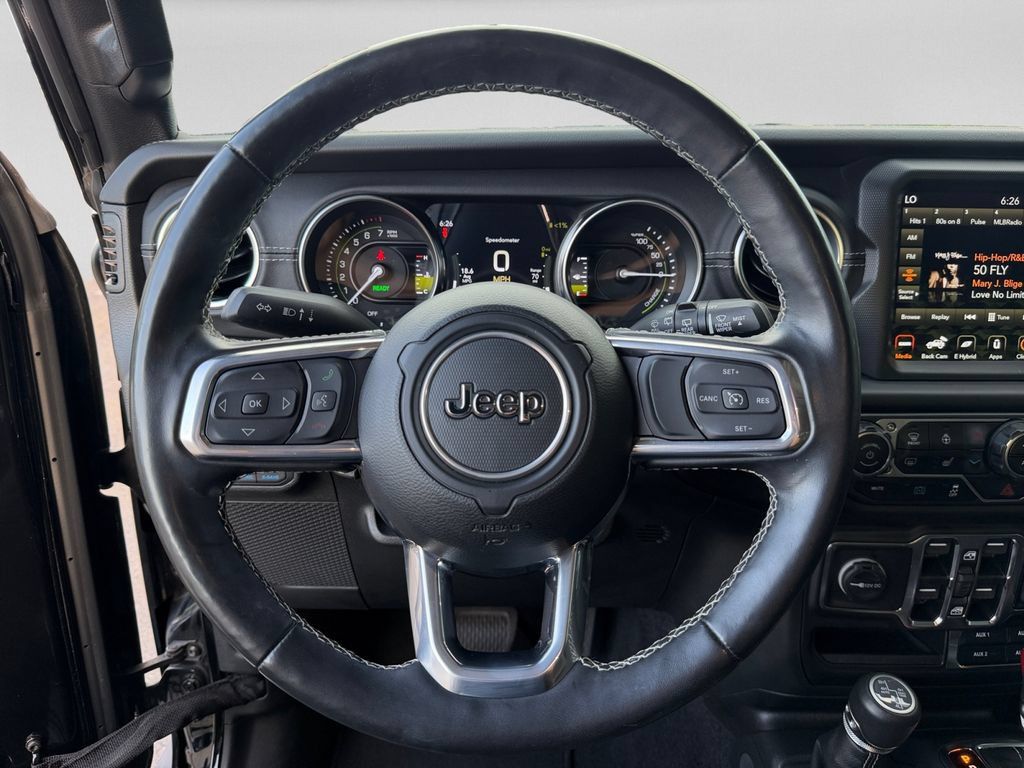 Used 2022 Jeep Wrangler Unlimited Sahara w/ Cold Weather Group AWD/4WD image 12