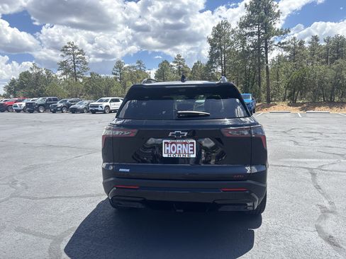Used 2025 Chevrolet Equinox RS w/ Safety and Technology Package AWD/4WD image 9