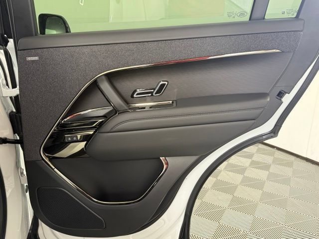 New 2026 Land Rover Range Rover Sport Dynamic SE AWD/4WD image 18