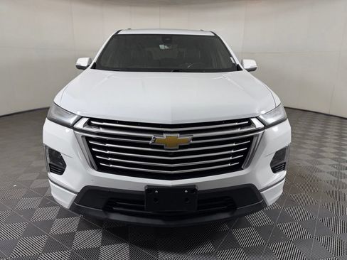 Used 2023 Chevrolet Traverse Premier AWD/4WD image 2