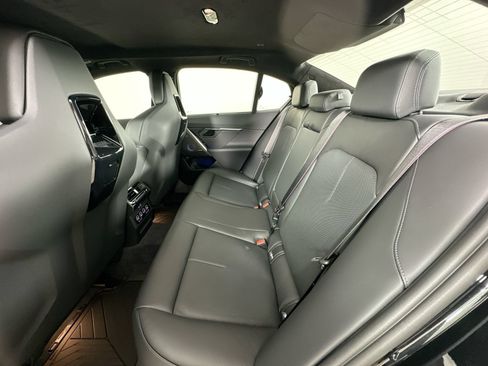 New 2027 BMW M5 w/ Carbon Package AWD/4WD image 36