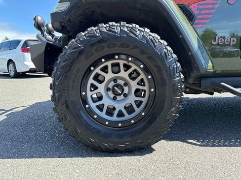 Used 2021 Jeep Wrangler Unlimited Rubicon w/ Uconnect 4C Nav & Sound Group AWD/4WD image 15