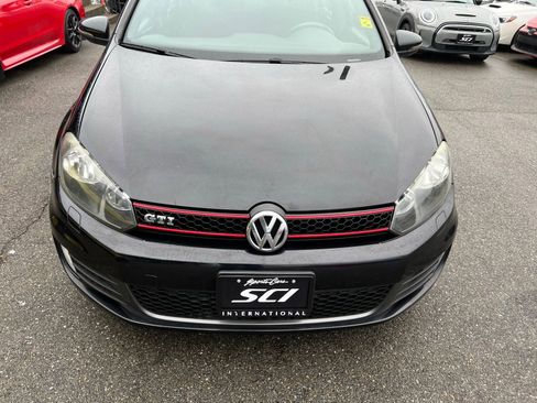 Used 2010 Volkswagen GTI 4-Door image 8