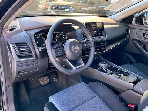 Certified 2023 Nissan Rogue SV image 16