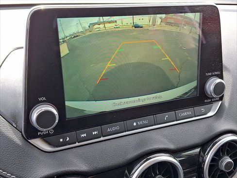 Used 2023 Nissan Sentra SV image 7