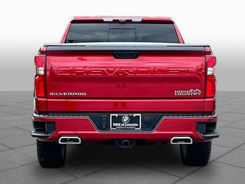 Used 2024 Chevrolet Silverado 1500 High Country w/ High Country Premium Package AWD/4WD image 4