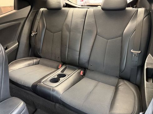 Used 2016 Hyundai Veloster w/ Option Group 03 image 42