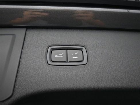 New 2025 Porsche Cayenne Turbo image 29