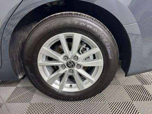 Used 2025 Toyota Camry LE FWD image 36