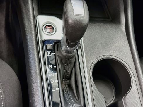 Used 2025 Nissan Altima 2.5 SV AWD/4WD image 24