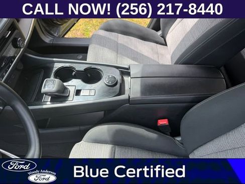 Used 2023 Nissan Rogue SV AWD/4WD image 17