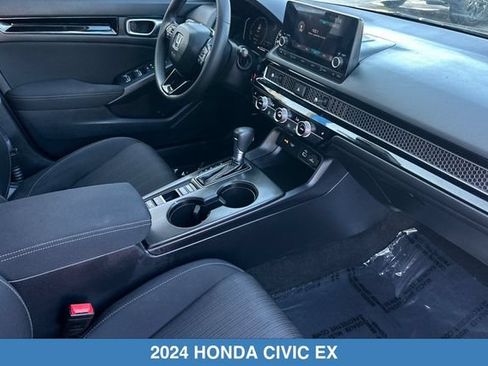 Certified 2024 Honda Civic EX image 18