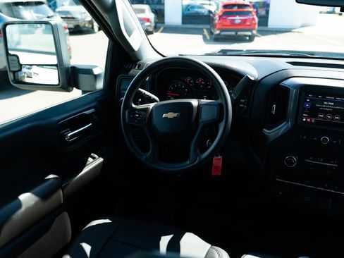 Used 2020 Chevrolet Silverado 2500 W/T w/ WT Fleet Convenience Package RWD image 9