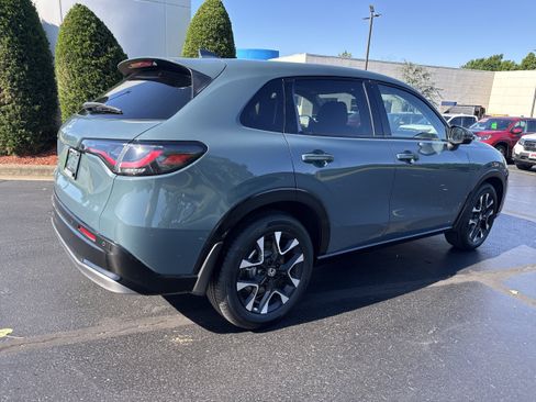 New 2026 Honda HR-V EX-L image 4