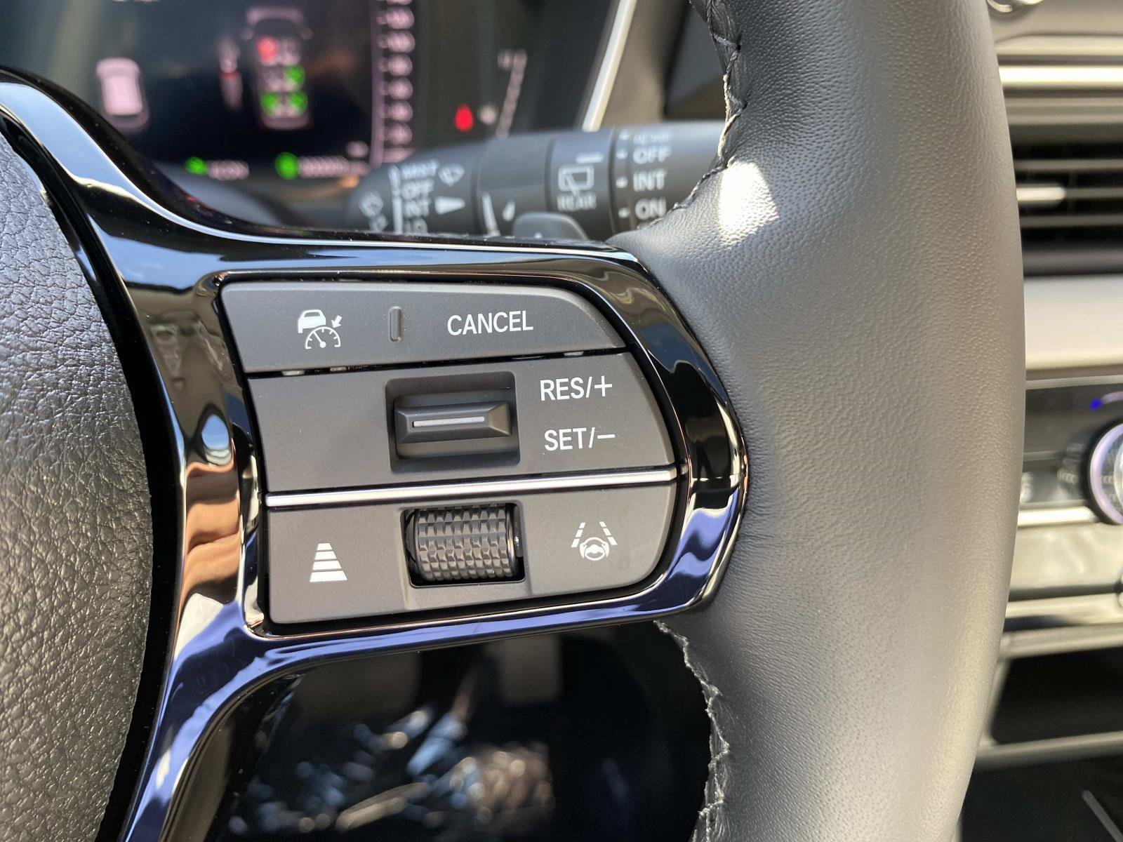 New 2026 Honda Pilot Touring image 16