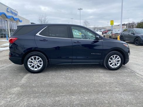 Used 2020 Chevrolet Equinox LT image 2