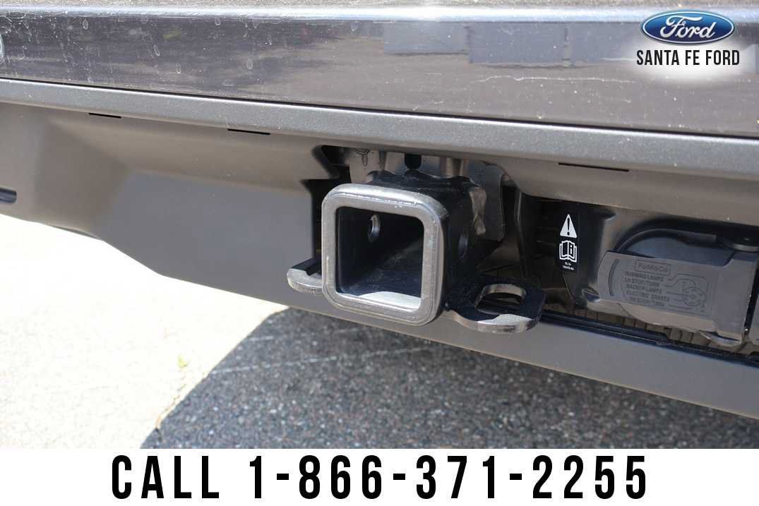 Used 2025 Ford Expedition Active RWD image 11