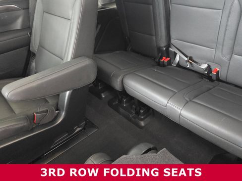 Used 2024 Chevrolet Tahoe Z71 w/ Luxury Package image 25