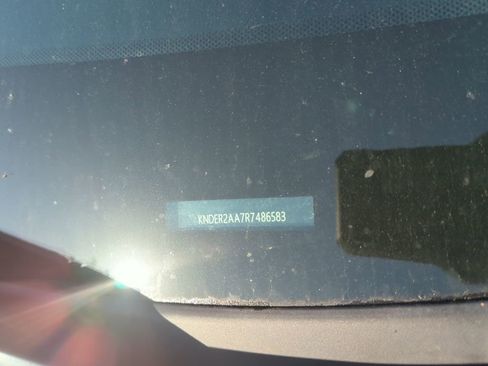 Certified 2024 Kia Seltos EX image 6